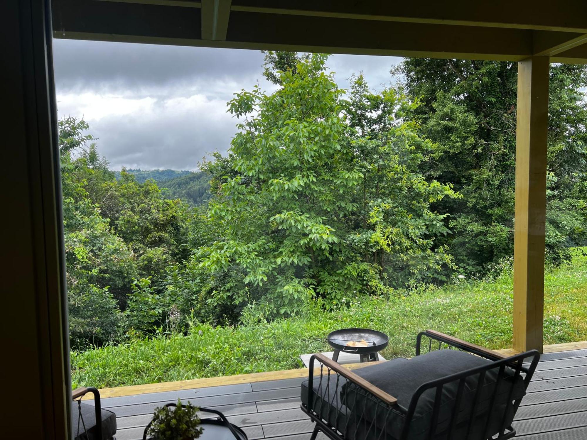 Holiday House Hona Lux Velike Lasce 外观 照片